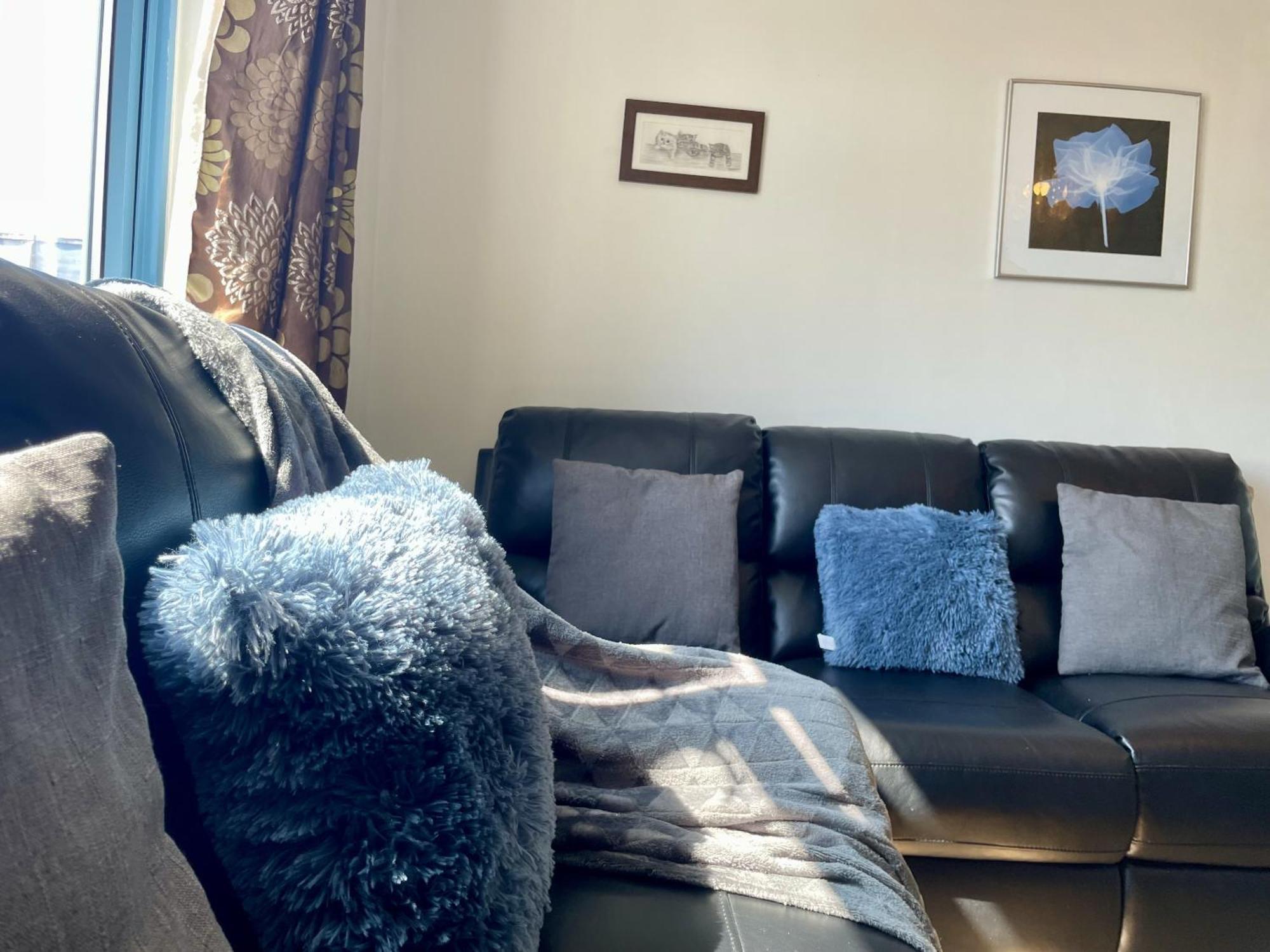 Hk Life Serviced Apartment , City Centre 스윈던 외부 사진